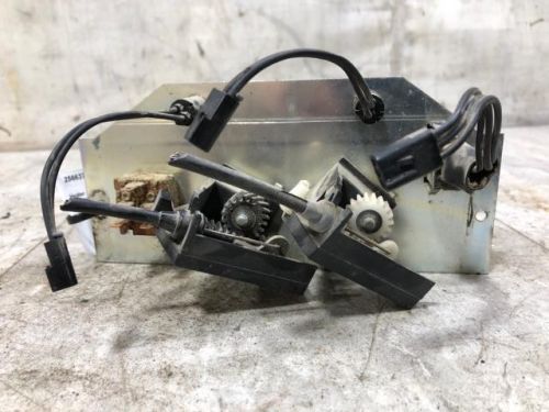 International S2500 Heater A/C Temperature Controls - Used, US $189.99, image 3