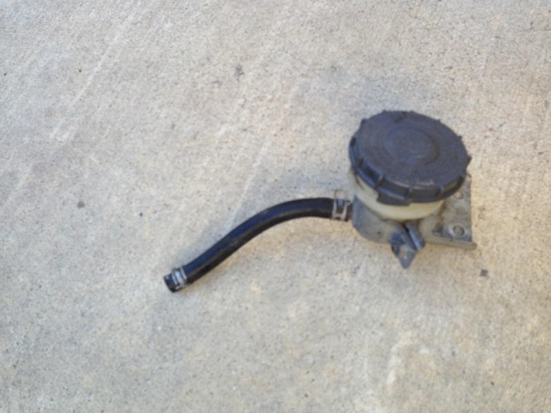 94-01 acura integra gsr clutch cylinder reservoir tank