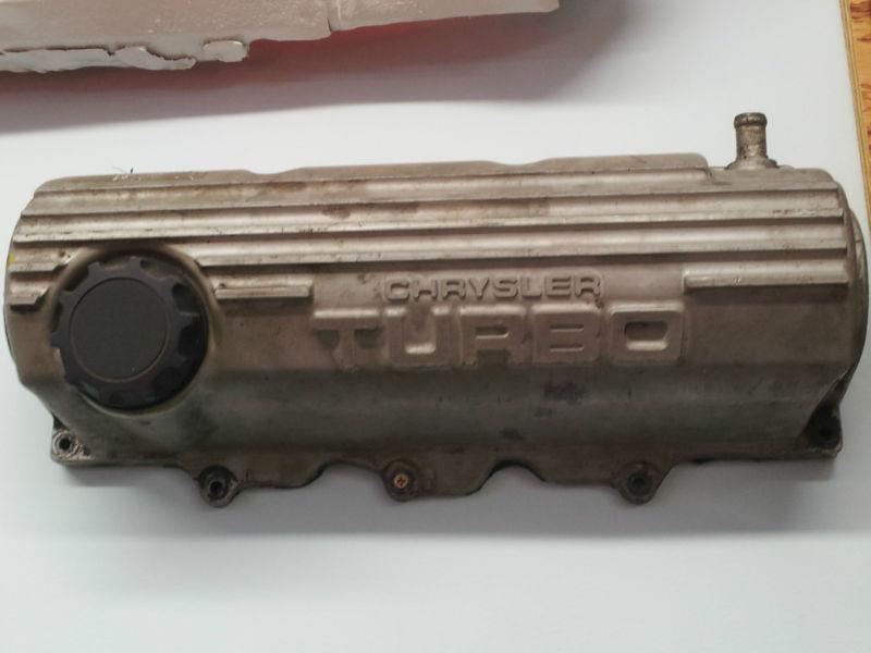 Oem dodge/plymouth 2.2l turbo valve cover