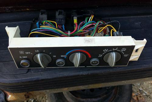 95 1995 chevy tahoe suburban yukon heater climate control unit