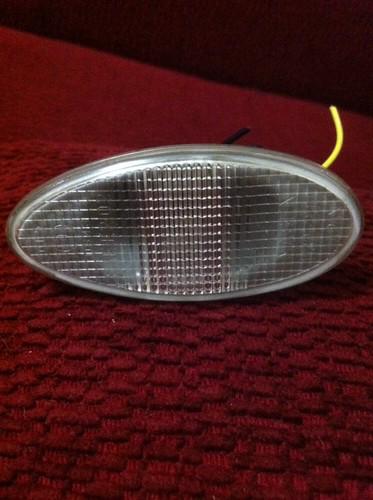 04 05 06 07 mitsubishi lancer right side marker light lamp rh fender mounted oem