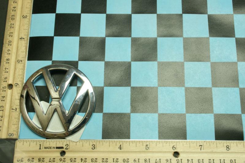 Volkswagen oem emblem with prongs 30706 item # 59992237