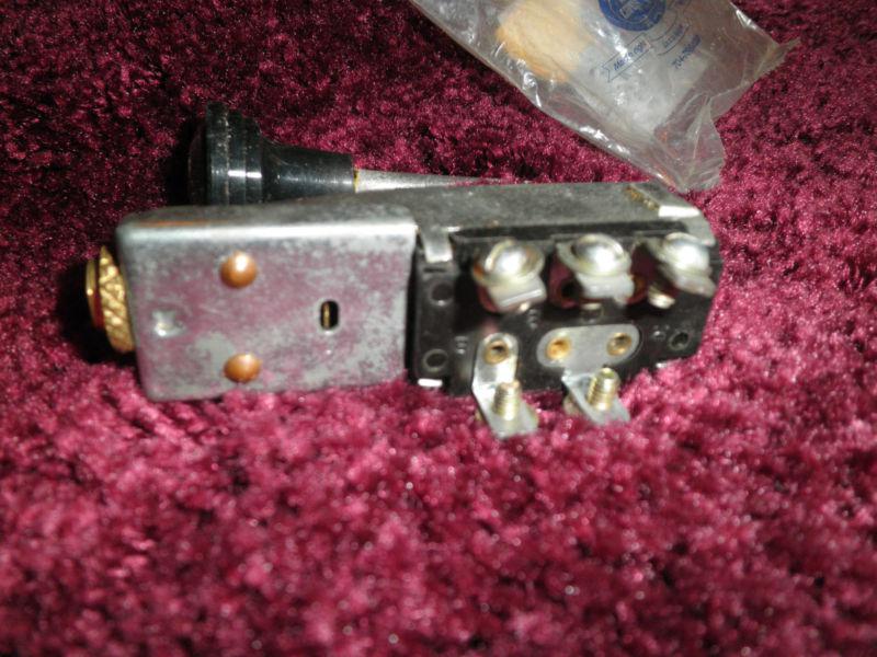 Purchase Ford HEADLIGHT SWITCH in Miami, Florida, US, for US 20.00