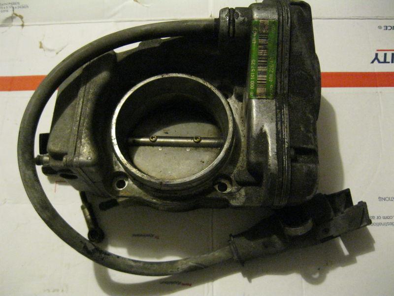 Mercedes  s320 throttle body  trottle actuator  0001415725   used