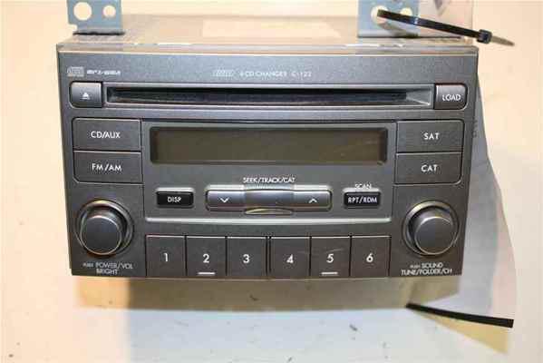 08 subaru forester clarion 6 disc cd mp3  xm radio oem