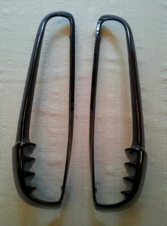 Harley v rod v-rod black radiator bezel l&r side fits '02- current v-rod vrsc