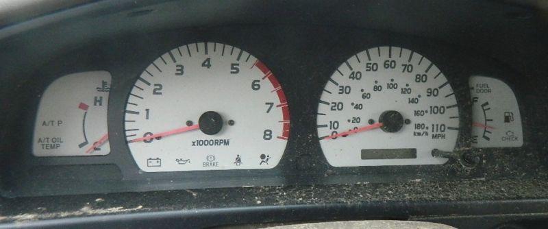 2001-2004  toyota tacoma oem dash  gauge cluster w/tach  w/warranty