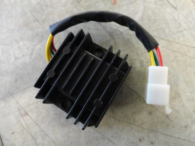 Honda atc 200 es big red  1982-1984 voltage regulator