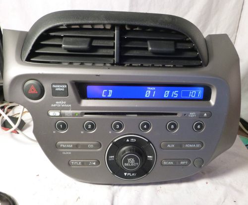 09 10 11 Honda Fit Radio Cd MP3 Player & Theft Code 39100-TK6-A014  LE5754, image 1