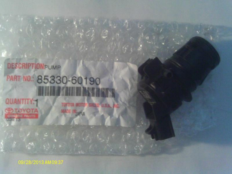 Buy windshield washer pump motor toyota corolla 8533060190 in