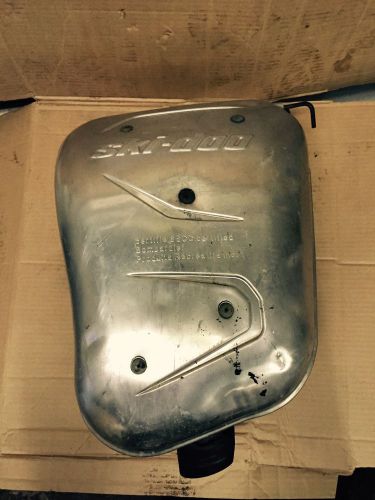 2005-06-07  ski-doo mach z 1000 exhaust silencer-can- muffler