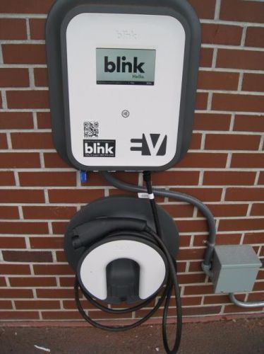 Blink electrical vehicle charging station with wall mount by evse charging