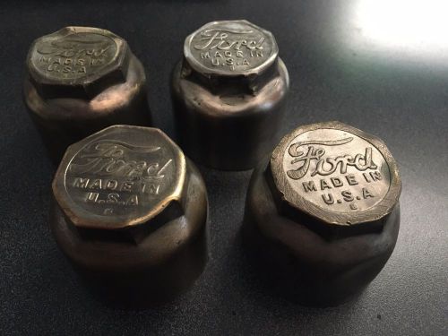 Vintage ford model t grease cap/hub covers (letter b)