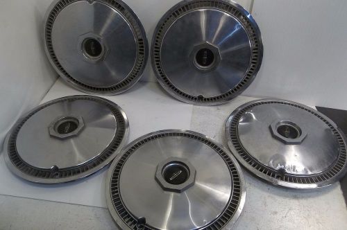 Lot of 5 vintage hub caps 1972-79 lincoln town car continental mark