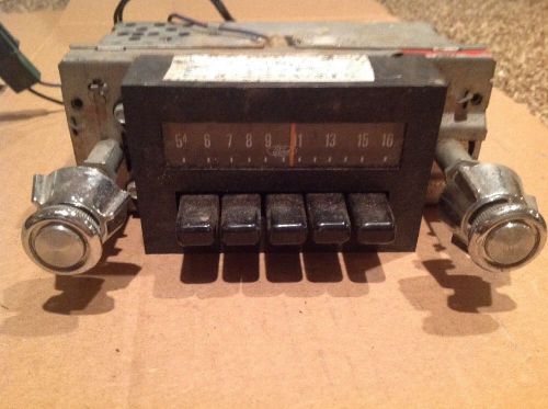 Vintage ford push button car radio project
