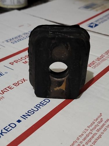 NOS 1955-1972 CHEVROLET GMC TRUCK REAR LOWER ENGINE MOUNT GM # 3789949, US $24.99, image 2