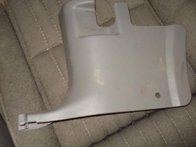 1994 1995 1996 1997 1998 fits 1999-04 ford mustang  kick panels, gray 