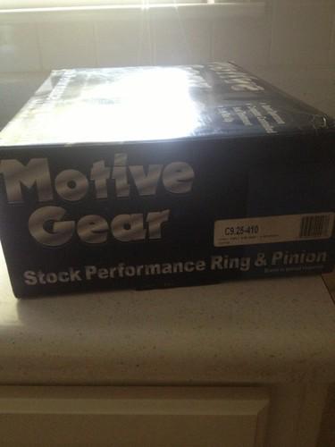 Chrysler 9.25 ring and pinion gear set 4.10 ratio 