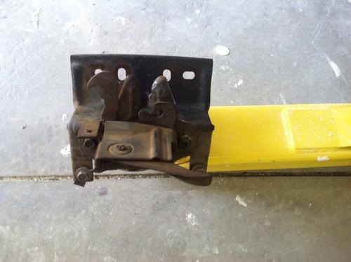 69 70 cougar hood latch and support