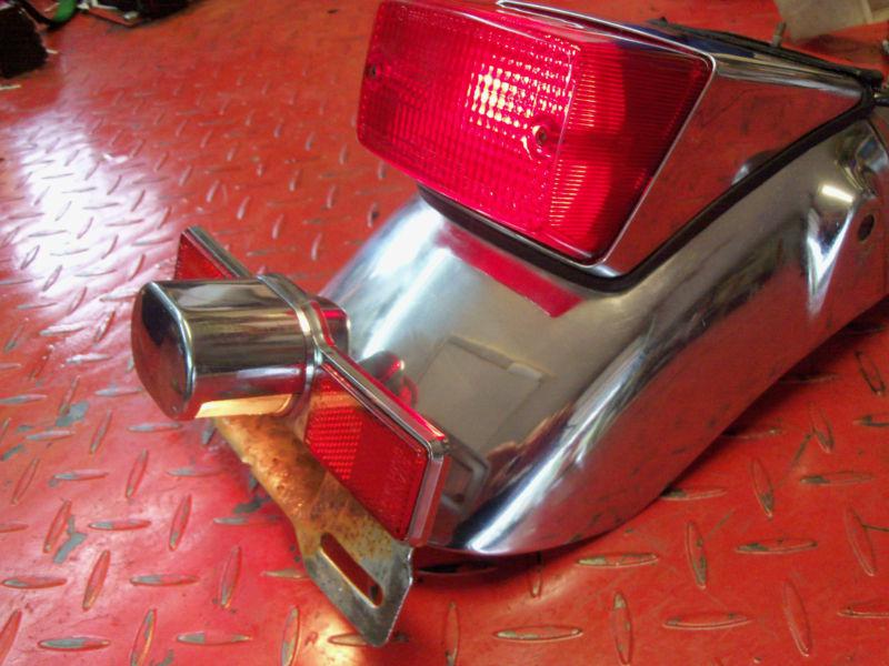 Honda v 45 magna + vf 700 chrome rear fender + tail light + license plate light
