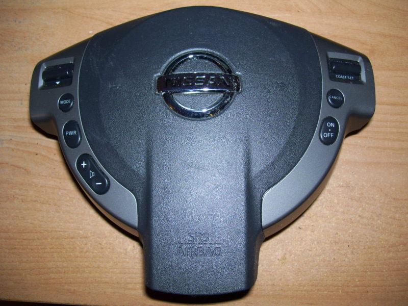 2007 - 2012 nissan sentra driver airbag  *no repacked ! original !*  07 08 09 10