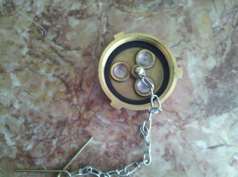 Freightliner fl70 fuel cap stant #10602 -also for reefer trailer