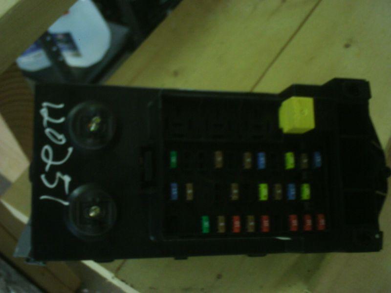 Buy 9904 Ford F150 F150 Fuse Box 1L3T14A067ABunder dashFUSES