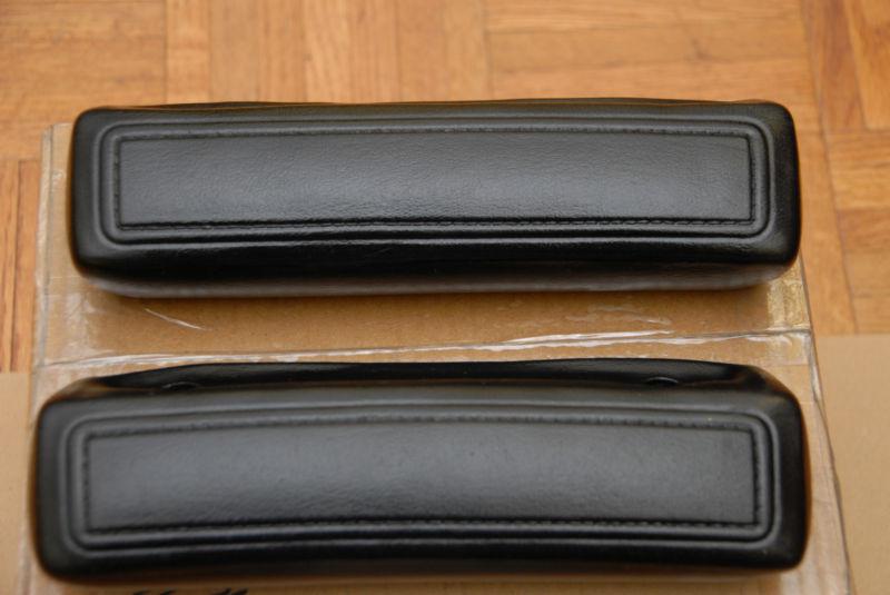 1968 plymouth road arm rest  