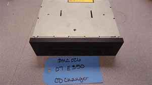07 08 w211 mercedes e class cd changer oem