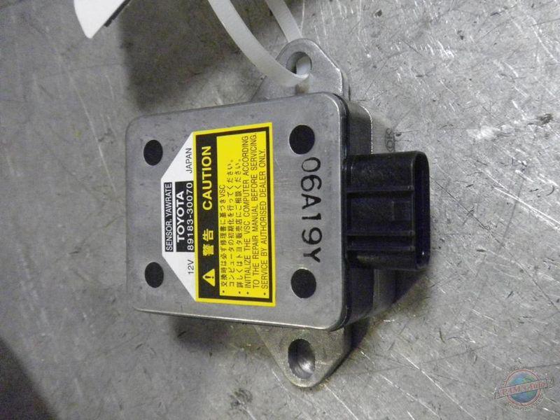 Stability cont bcm/ecu lexus gs300 1044688 06 yaw rate ecu 89183-30070