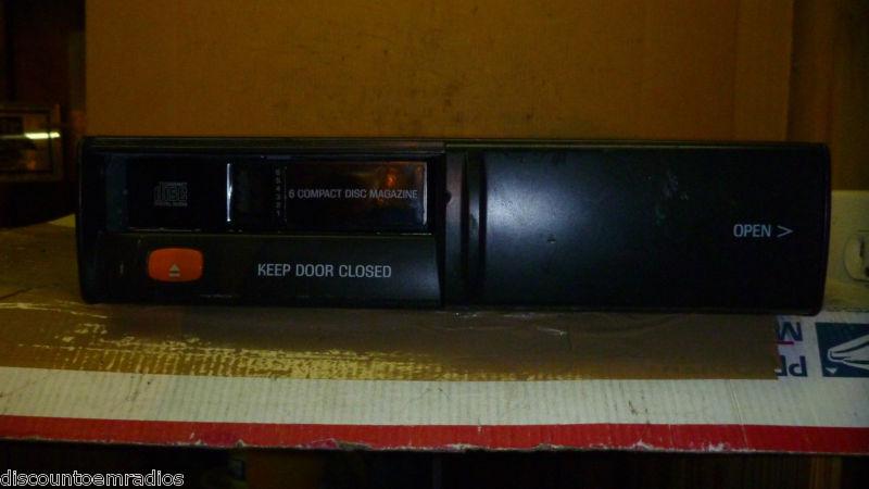 96-05 ford ranger explorer expedition 6 cd changer & magazine f77f-18c849-ba