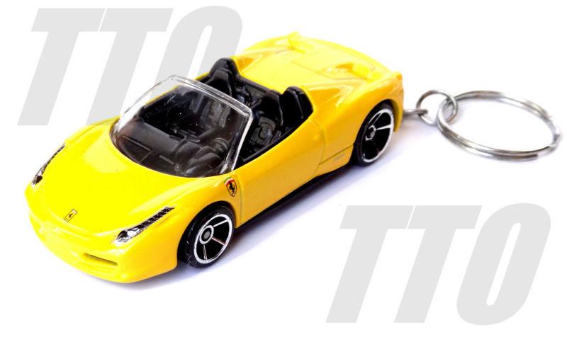 Ferrari 458 spyder keyring keychain fob diecast 1/64 italia 2013 2012 2011