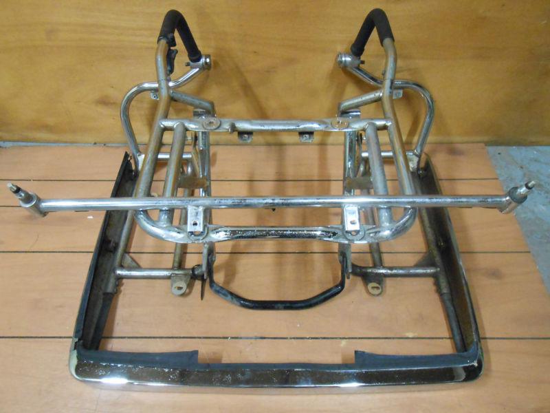 86 suzuki gv1400 cavalcade complete rear trunk/saddlebag cage/frame & bumper