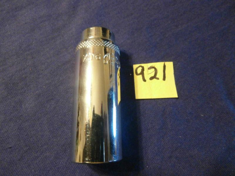 921 new mac tools  xd6 19mmr  3/8dr. 19mm 6pt. deep chr. socket