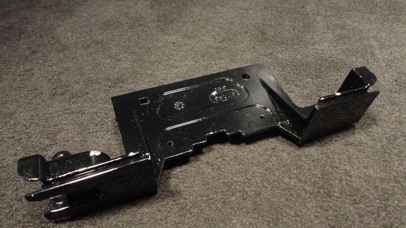 COWL MOUNTING BRACKET #88623A1 MERCURY 1977-1988 150,175,200HP BOAT MOTOR COVER, US $105.10, image 2