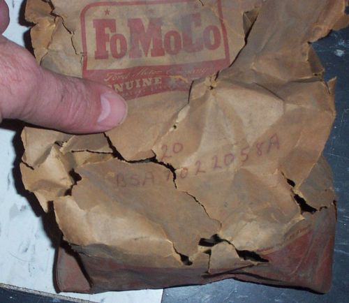 Ford nos bsa70220558a grommet lot