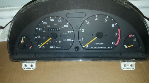 96-98 suzuki sidekick geo tracker gauge instrument cluster tach