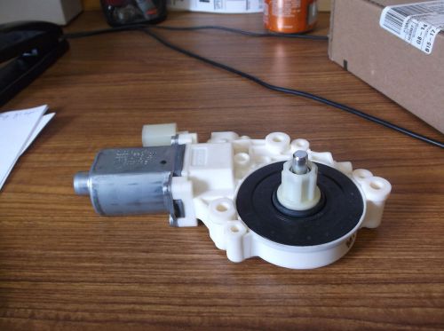 New oem passneger side window motor for 08-14 expedition  8l1z-7823395-a