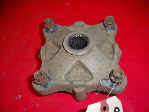 2008 polaris sportsman 500 ho oem rear wheel hub  pn 5135113 used