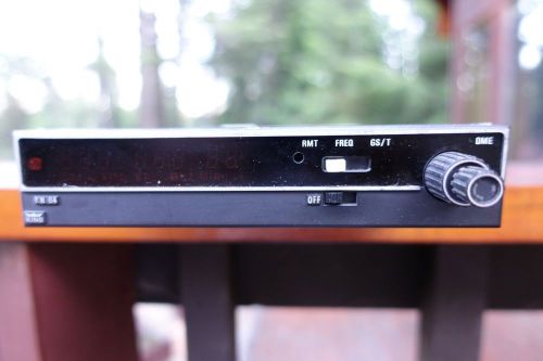 Bendix/king kn-64 dme with tray &amp; connector