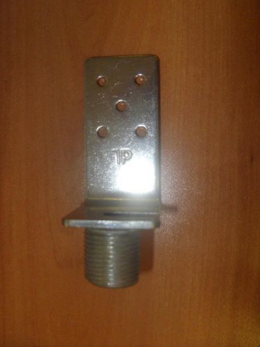 D. lilly #110 316 stainless vertical mount f/ sail mast w/ opening f/ loran/gps