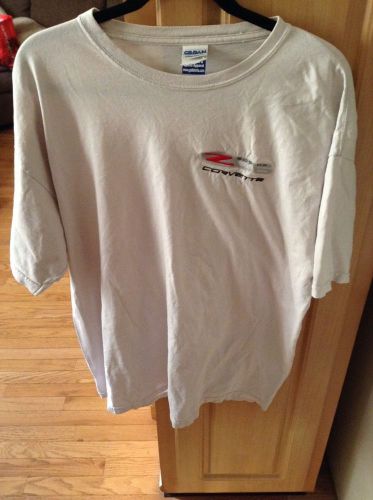 Brand new corvette zo6 t shirt embroidered light gray size xl mens women
