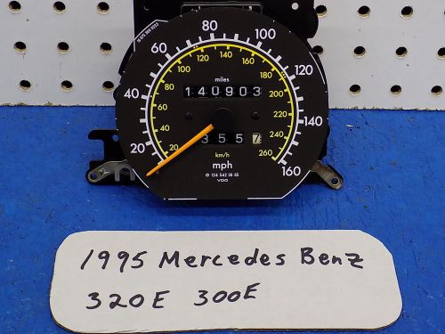 1995 mercedes-benz e320 speedometer 1245423665 16 075 300 0223 (miles 140,903)
