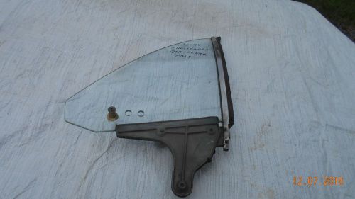 70 71 72 challenger oem quarter window glass passenger side nice