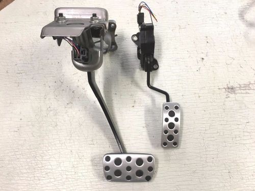 13 14 scion frs fr-s oem a/t gas &amp; brake pedal assembly fr-s brz zn6 2013-2014