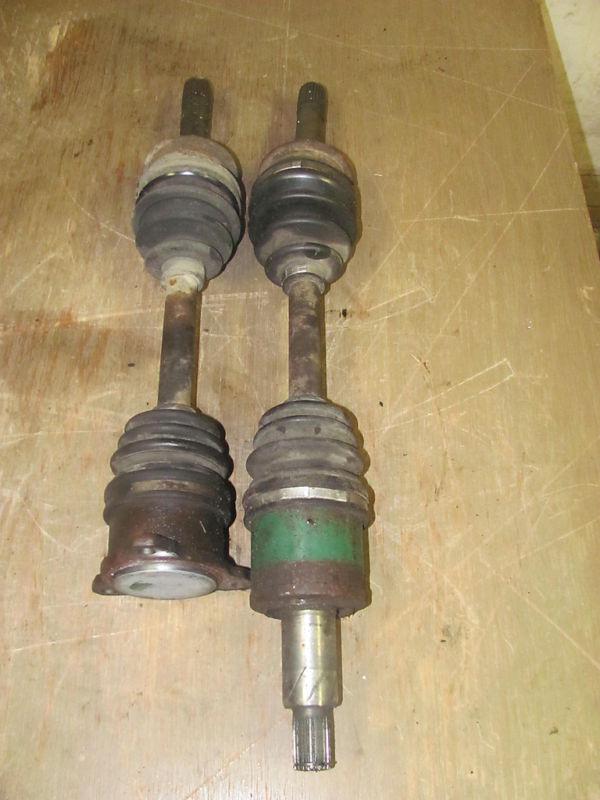 Find GEO TRACKER SIDEKICK 4X4 AXLE SHAFTS in Saginaw, Michigan, US, for