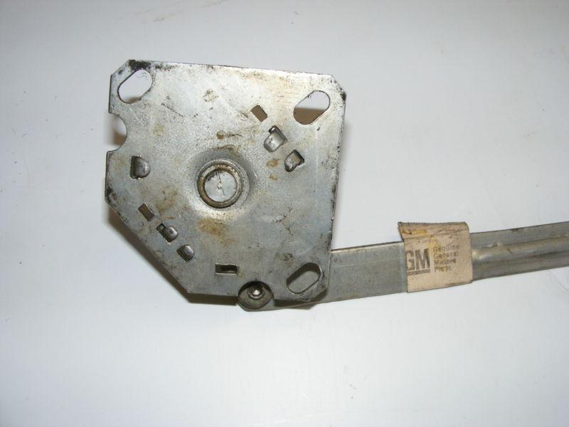 1960 61 62 63 CHEVROLET TRUCK DOOR LOCK REMOTE REGULATOR LH NOS NEW 3757838, US $31.99, image 3