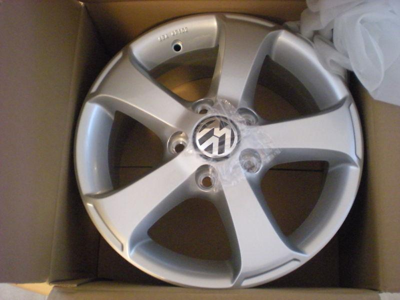 2011 vw jetta rim - 15" inch alloy wheel oem new! part# 1t1071495a  8z8