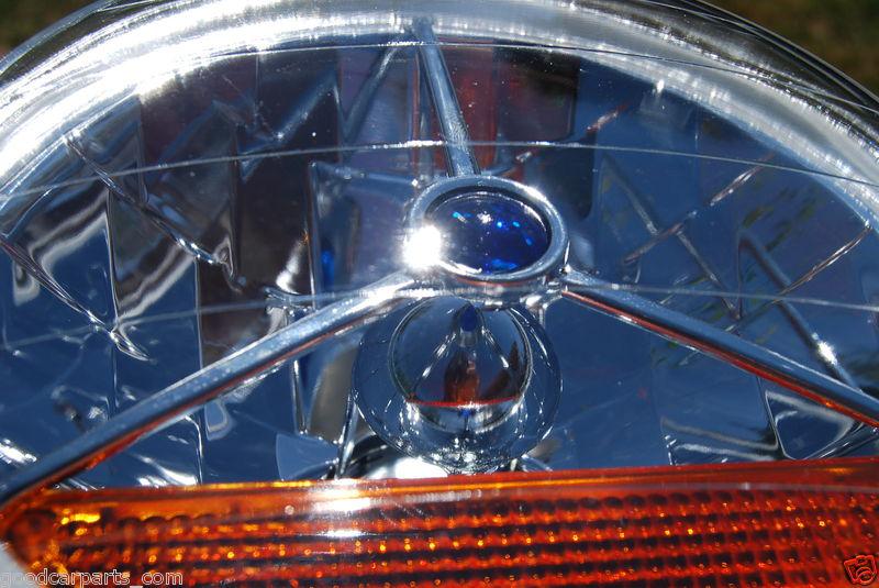 Find Classic 7 inch Glass Lens HeadLights + Diamond TriBar + Yellow