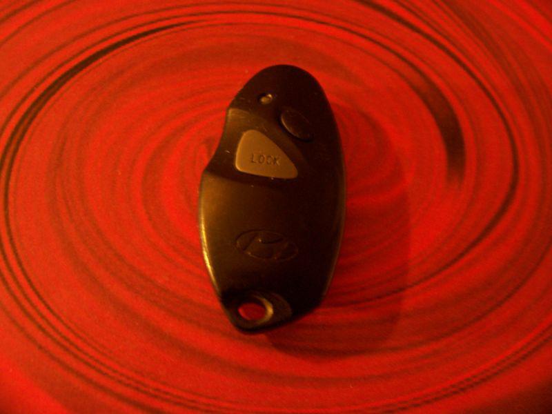 Keyless remote 03 04 05 hyundai tiburon fcc id: lxp-rk225